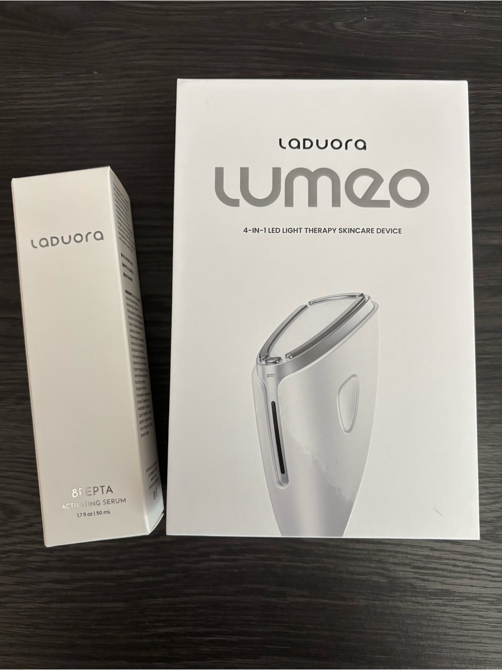 Laduora Lumeo SkinLift 4D Current™ Red Light Therapy Kit